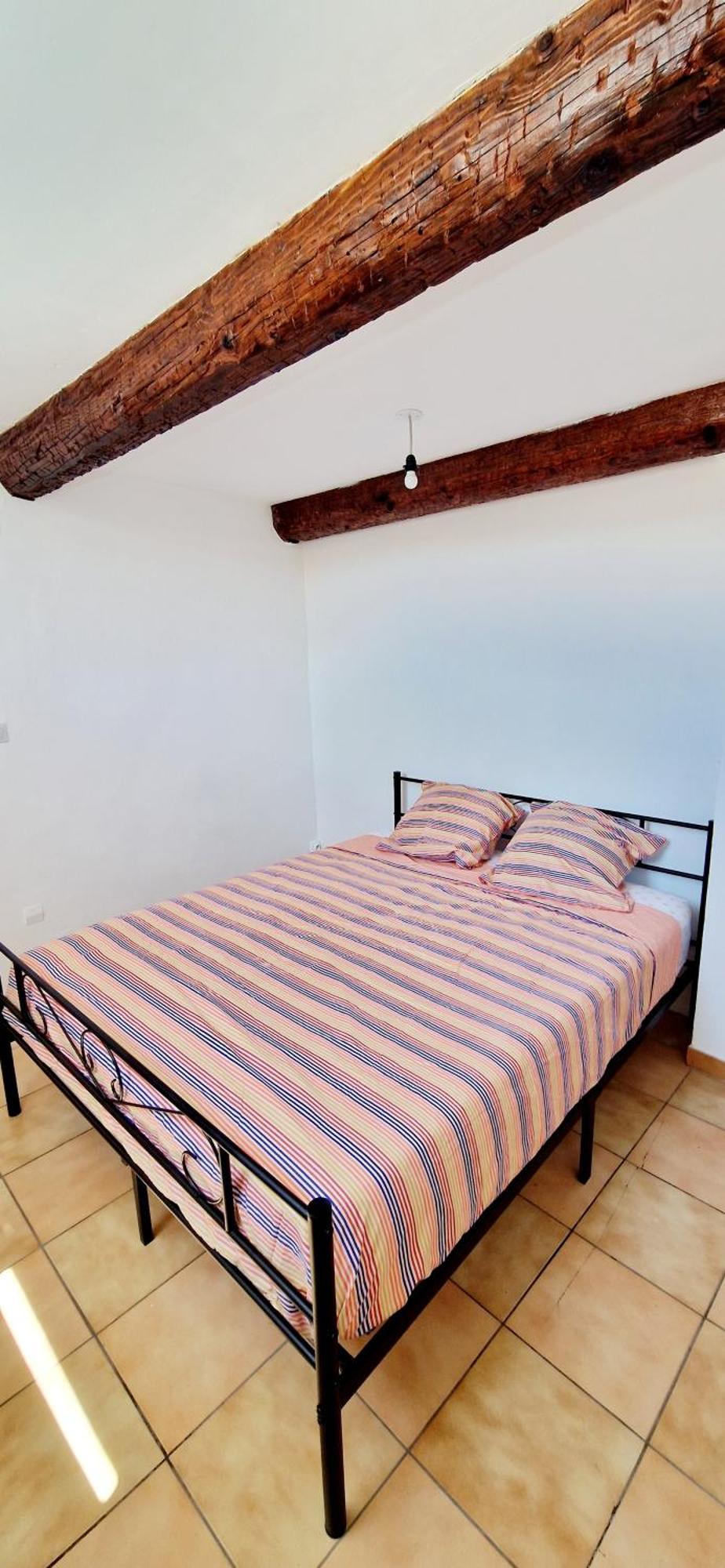 Appartement Plein Centre-Ville Lodeve Exterior photo